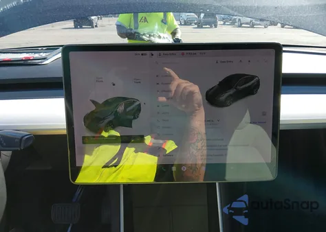 2020 Tesla Model Y Long Range Dual Motor All-Wheel Drive из США, поврежденный, VIN 5YJYGDEE2LF014546